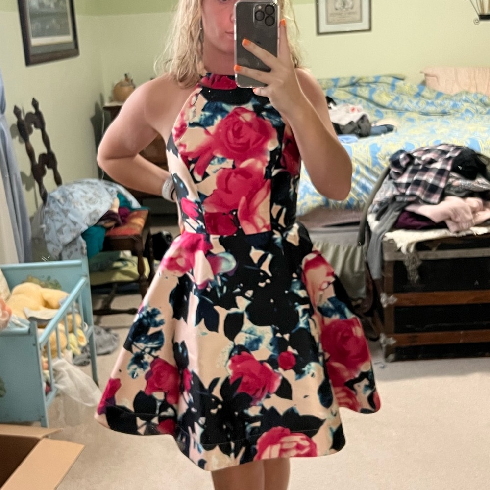 Floral B. Darlin dress. Size 5/6
